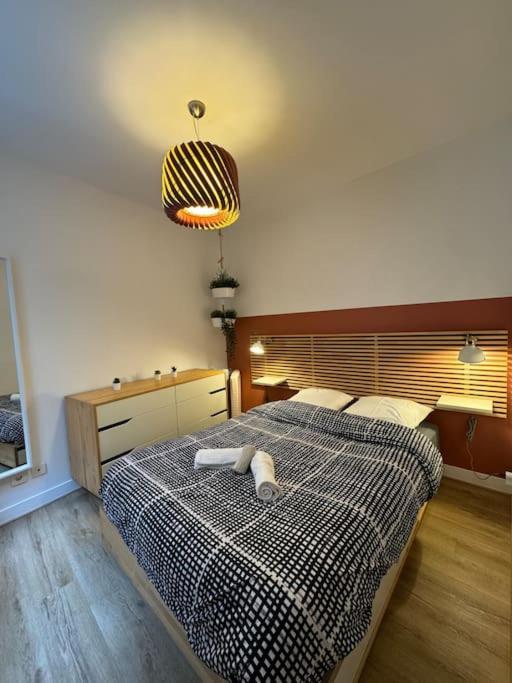 Appartement Charmant Hypercentre Avec Patio Prive Et Parking Orléans Exteriér fotografie